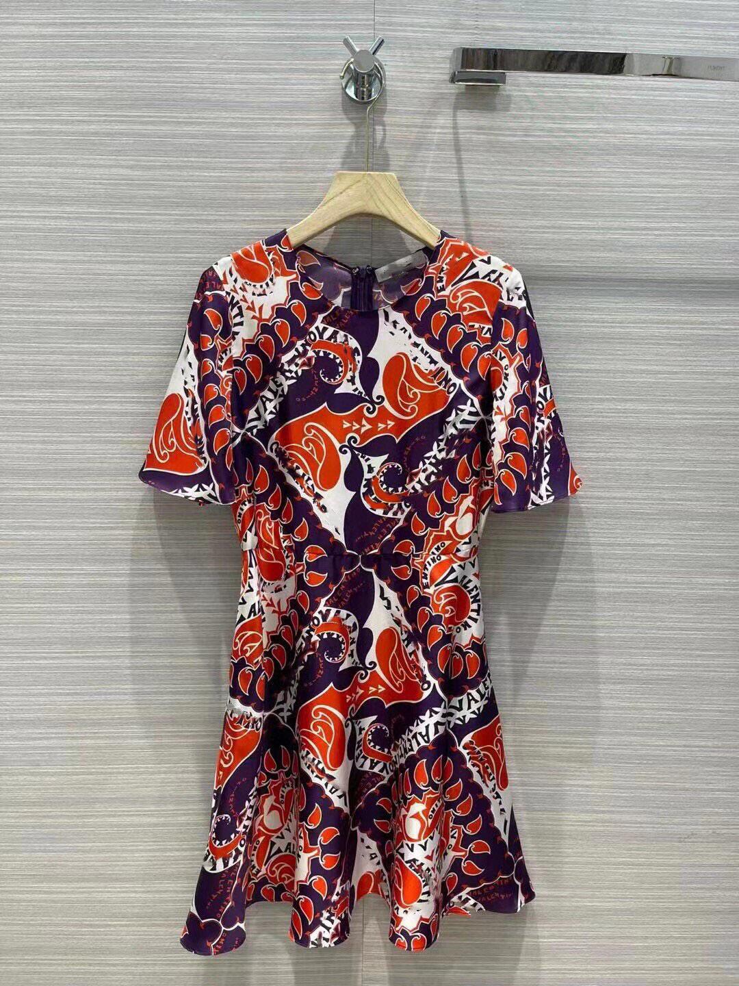 

22s generation highquality new european embroidery designer dress elegant office womens wrinkled waist fashionable combination princess skirt charming women u1, Yellow