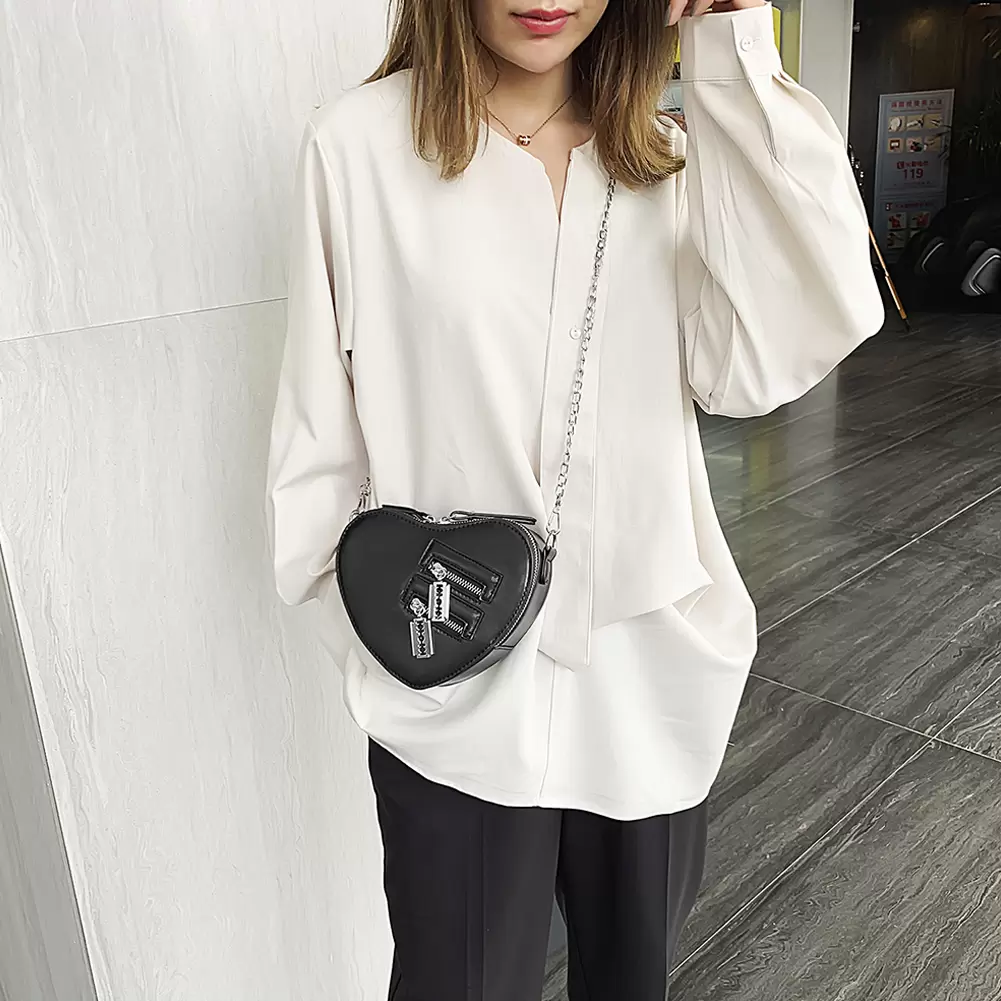 

New 2021 Fashion Women Love Heart Shape Shoulder Messenger Bags Casual Solid Retro PU Leather Ladies Chain Small Crossbody Bags, Lavender