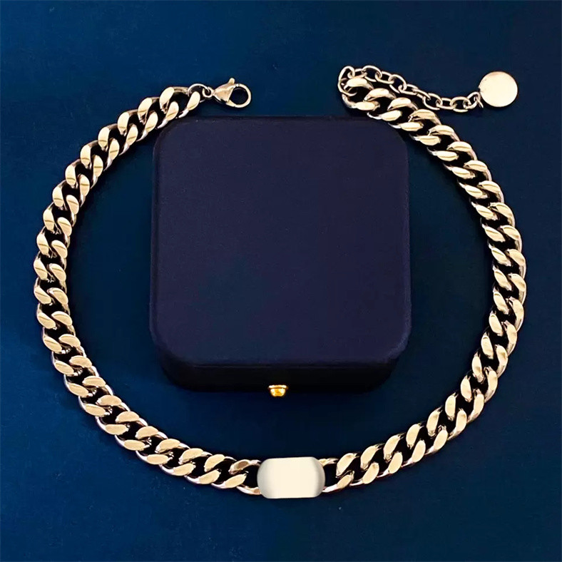 

Men Designer Jewelry Gold Chain D Letter Pendant Necklaces Fashion Women Crude Silver Rose Cuban Chains Clavicle Punk Hip Hop Party Bracelet Womens Mens Necklace