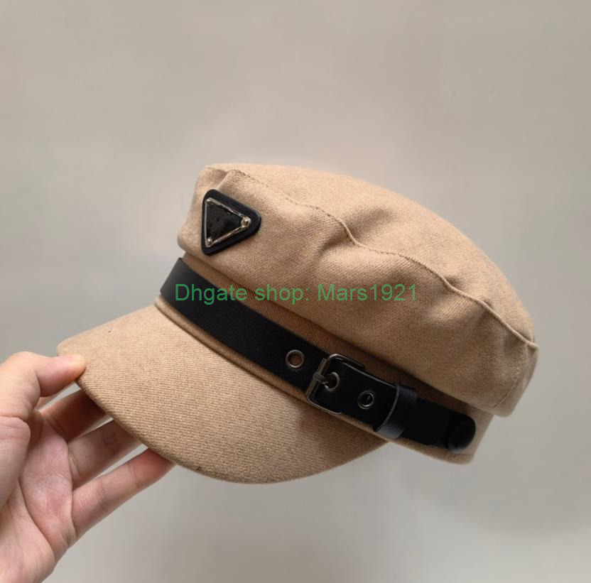 

Newest Drop Ship 21SS Beret Hat With Belts For Women Simple Designer Newsboy Hats Metal Triangle Black Berets Flat Top Caps