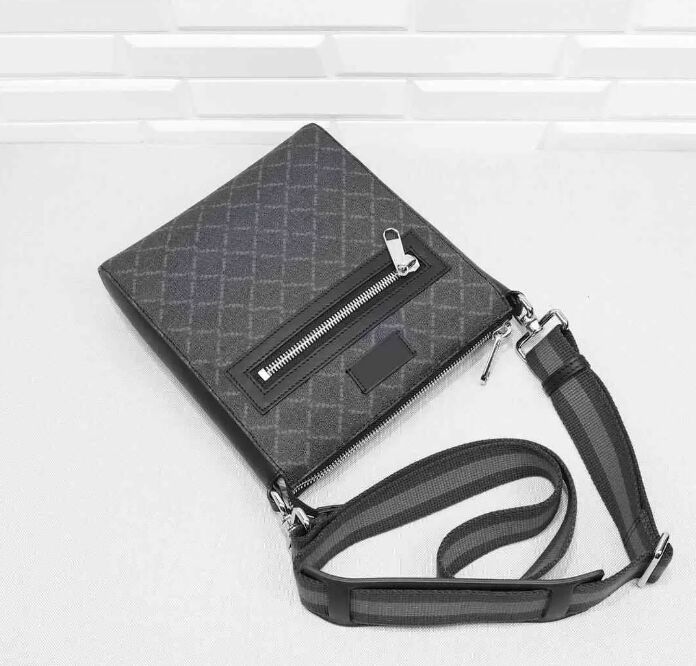 

2022 high-quality Shoulder Bags Cross Body Mens Womens Handbags Outdoor Purses Zip Pocket Messenger backpacks girls boys Print Clutch travel bag, 20