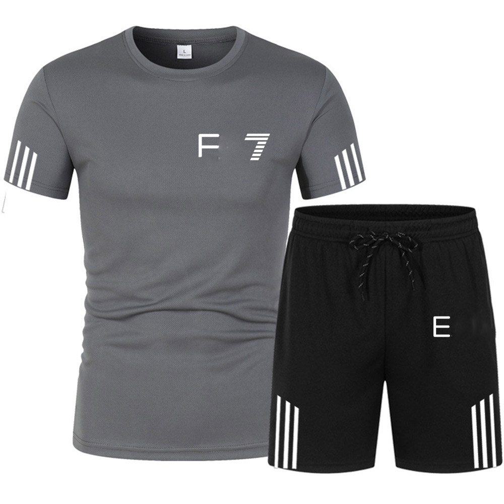 

Men's Sportswear 2022 Summer Sportswear Sweatpants Casual Outdoor Suits Solid Color Plaid Short Sleeves Shorts Suits, Blue