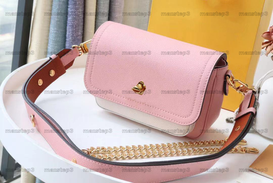 

Lockme Tender Vintage Cowhide Cross-body Bag Black Greige Rosewater Pink Flap chain bags Purse Wallet luxury handbags M58557