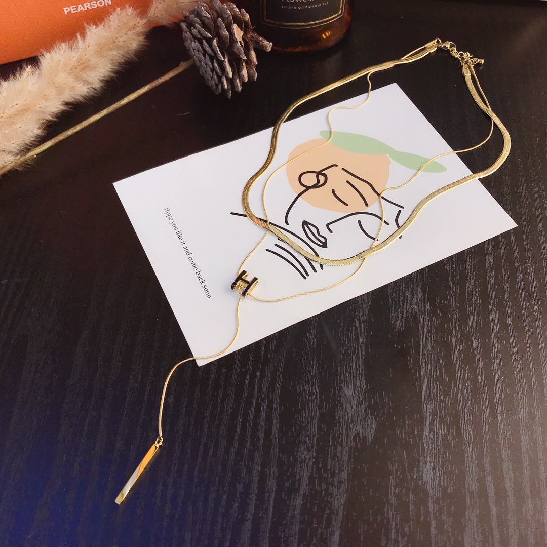 

Womens Necklace Choker Chain Designer Letter 18K Gold Plated Stainless Steel Enamel Necklaces Pendant Statement Wedding Jewelry Accessories X109