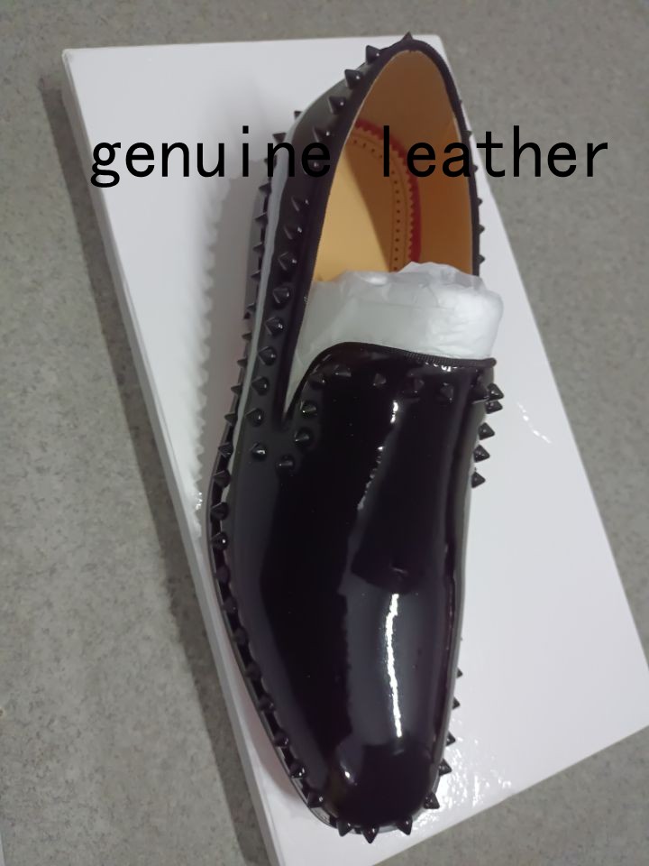 Fashion Design Men Rivets Wedding Shoes Patent Flats Spring Summer Slender Silhouette Spike Studded Loafers For Mens
