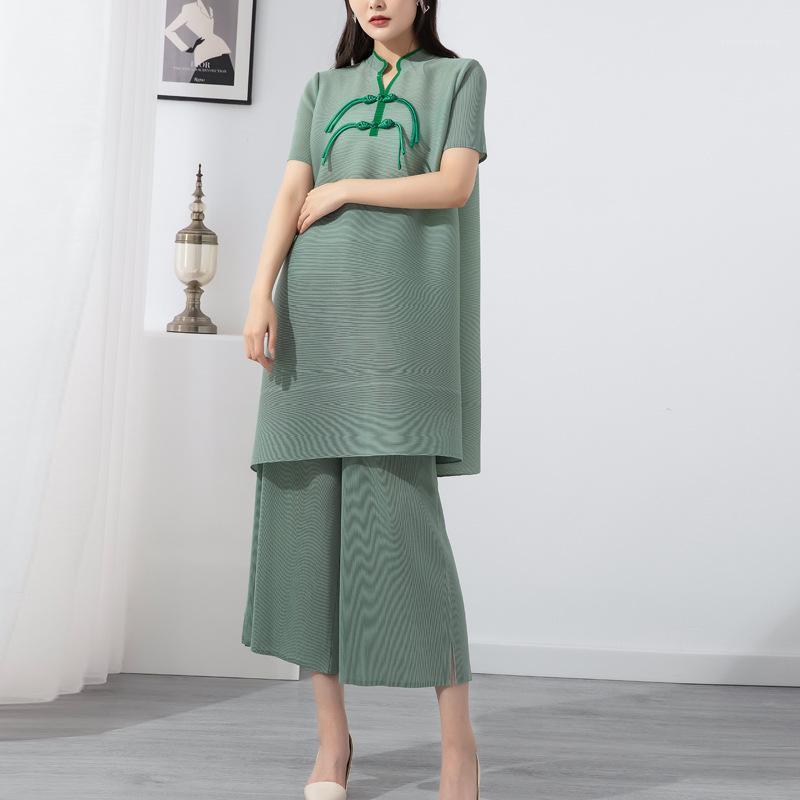 

Women's Two Piece Pants Miyake Pleated Fashion Casual Set Women's 2022 Summer Cheongsam Loose Large Size Top Split Wide Leg Two-Piece Se