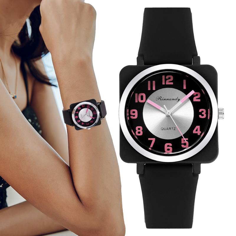 

Wristwatches Simple Style Women Watches Fashion 2022 Luxury Square Figures Dial Female Casual Comfort Silicone Strap Clock Gift, Black