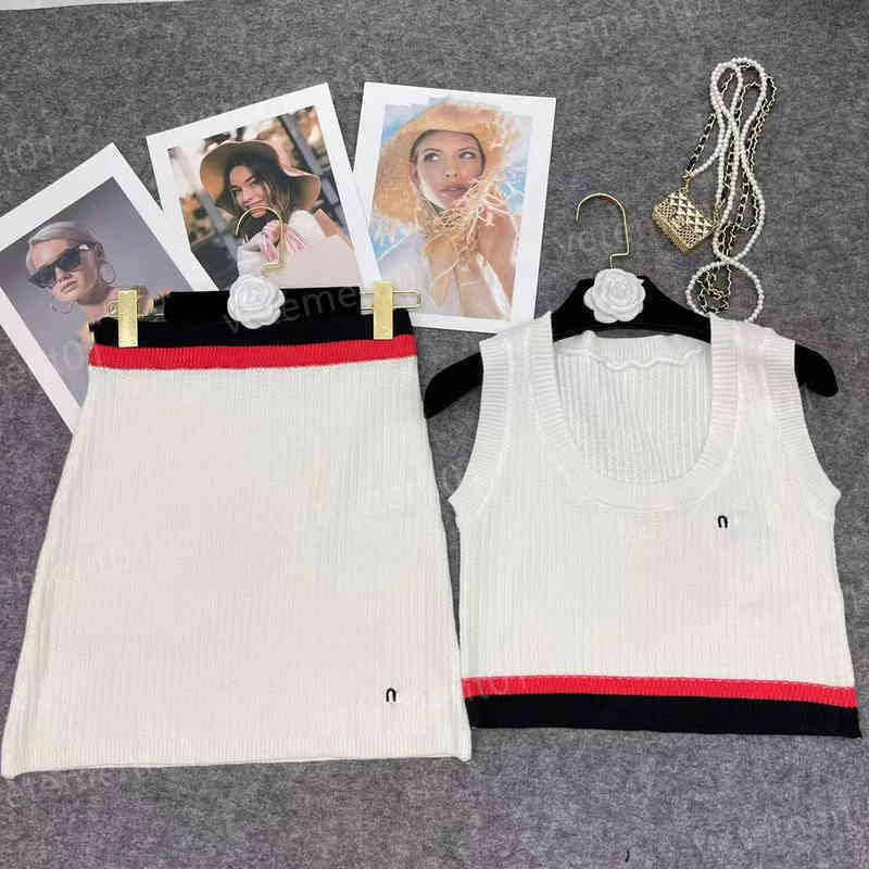 

WomensTwo Piece Dress Letter Embroidered Contrast Knit Sleeveless Tanks Tops And Skirt Luxury Designer Tracksuit Women Clothing 0912