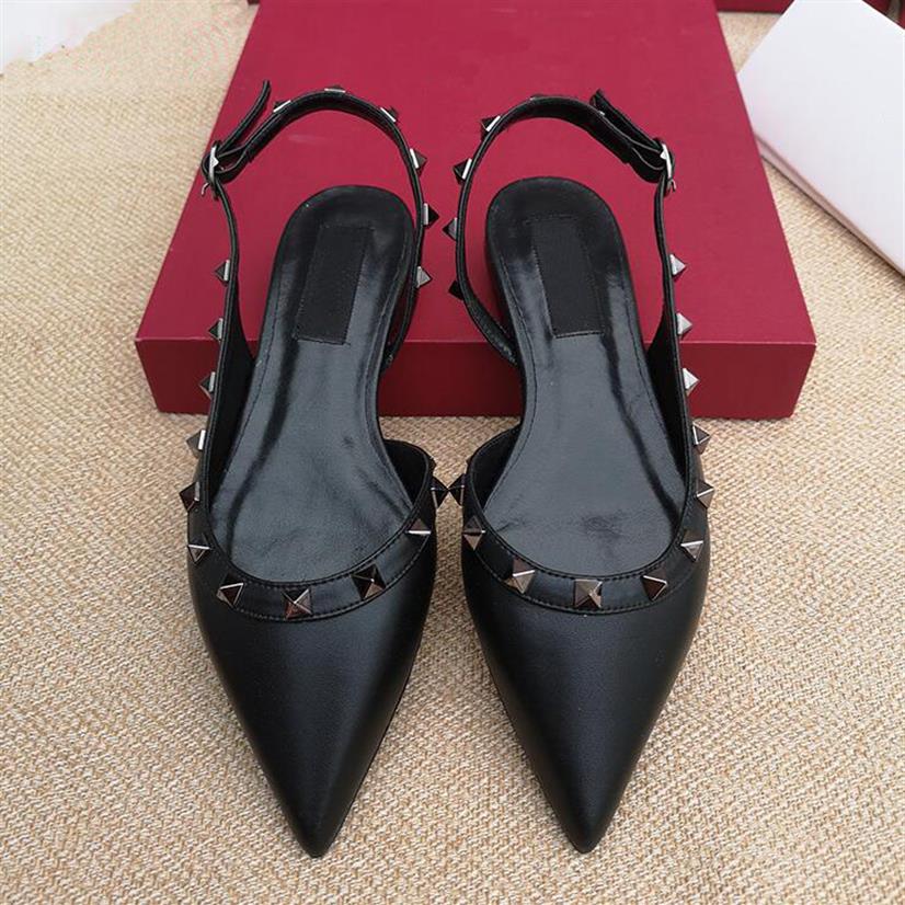 

Casual Designer Sexy lady fashion black patent leather studded spikes point toe flats slingback shoes wedding shoes brand new260q