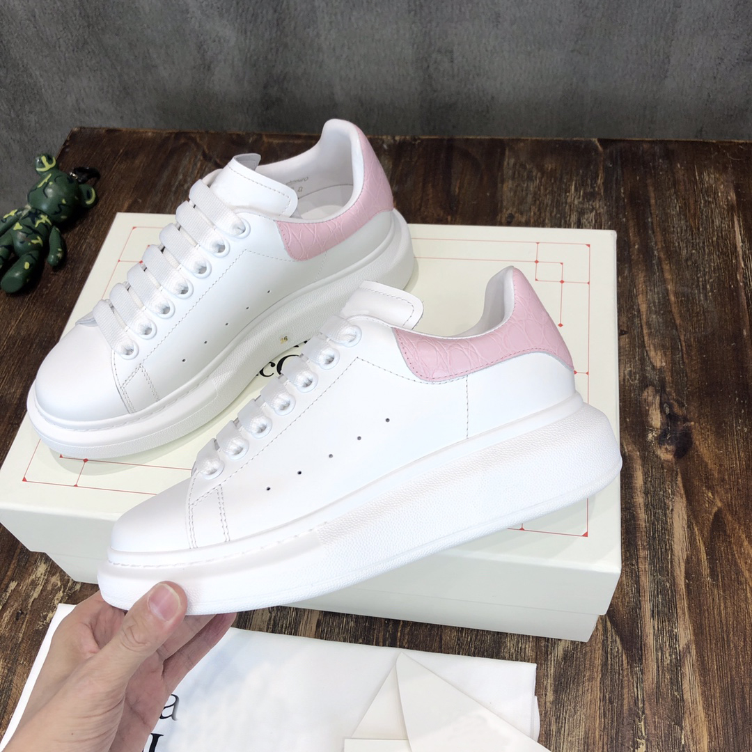 Designer White Black Suede Casual Shoes Ivory Classic Velvet Leather Platform Oversized Shock Pink Espadrille Sneakers