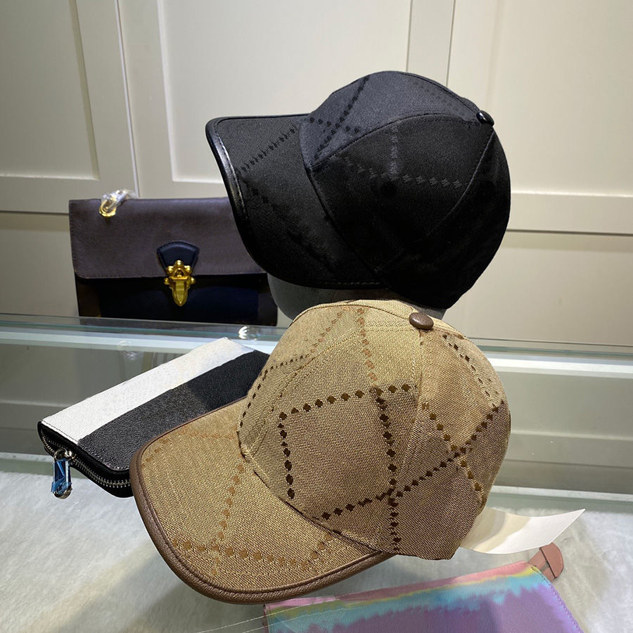 Designer Baseball Cap Trendy Classic Style Solid Hat Leisure Caps 2 Colors Design for Man Woman Top Quality
