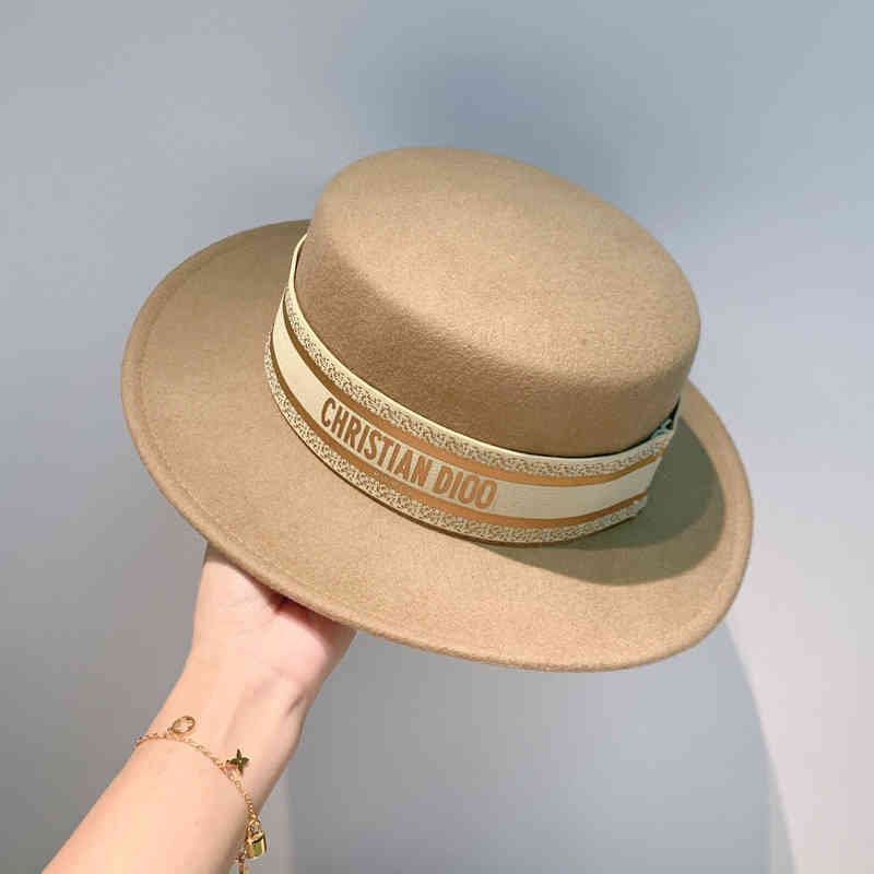 

Woolen Top Caps Hat Female Autumn and Winter New d Letter Bandage Sunscreen Sunshade Windproof Net Red Same Flat Top Hat Female, Black
