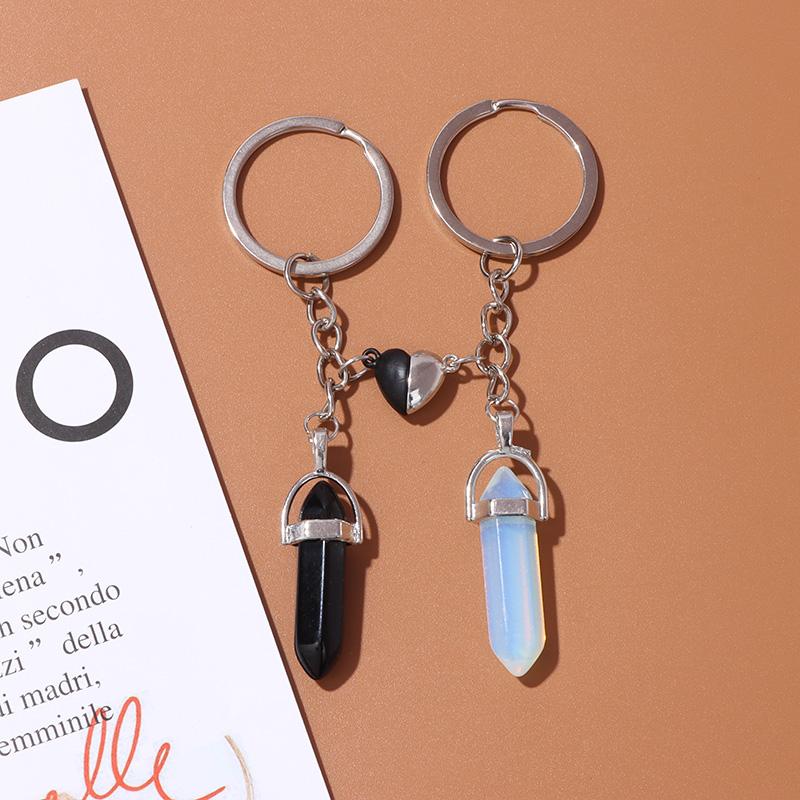 

Keychains Wholesale Natural Stone Couple Heart Charm Keyrings Agates Jasper Hexagonal Column Keychain Jewelry Gifts