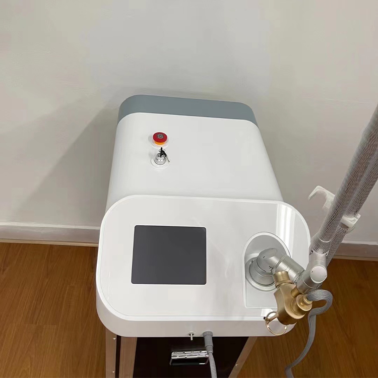 

CO2 Fractional Laser Scanner For Stretch Mark Scar Removal 10600nm Laser