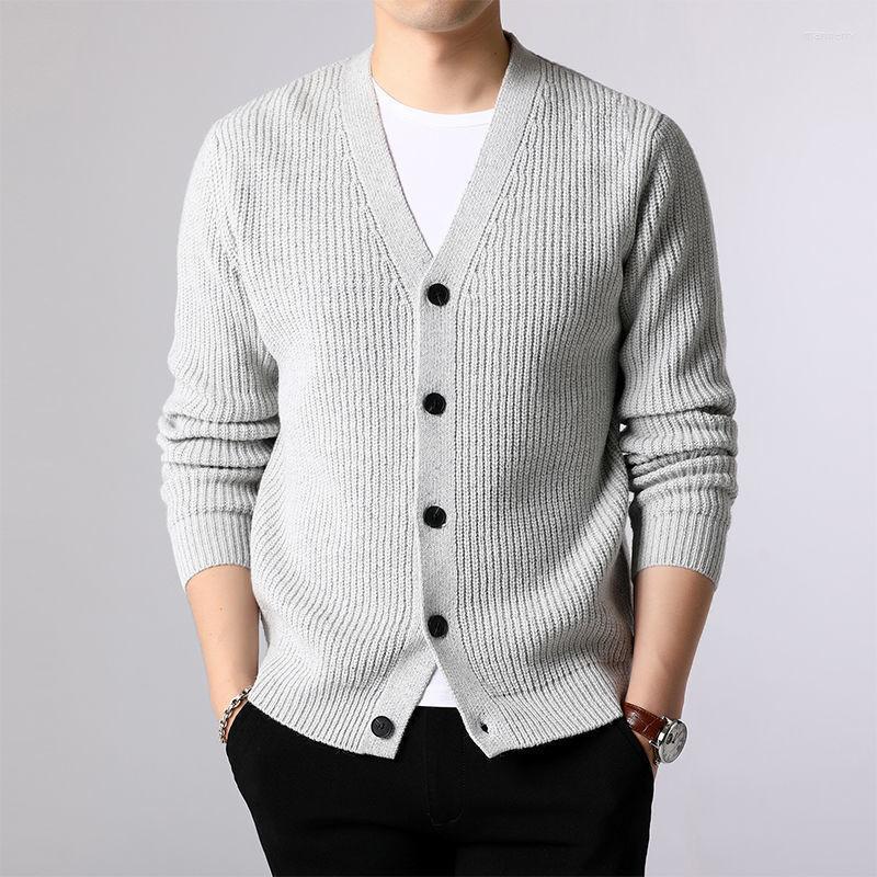 

Men's Sweaters Men's Wear Knitted Sweater Loose V-neck Single-breasted Solid Color Cardigan Coat Fashion Brand Spring Autumn L16Men's Ma, Green