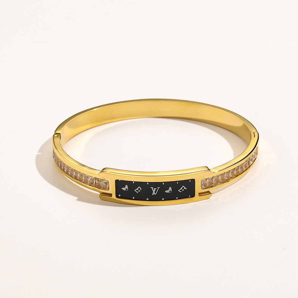 

New Fashionable Bracelets Women Bangle Luxury Designer Letter Bracelet Crystal 18K Gold Plated Stainless steel Wedding Lovers Gift Jewelry ZG1181