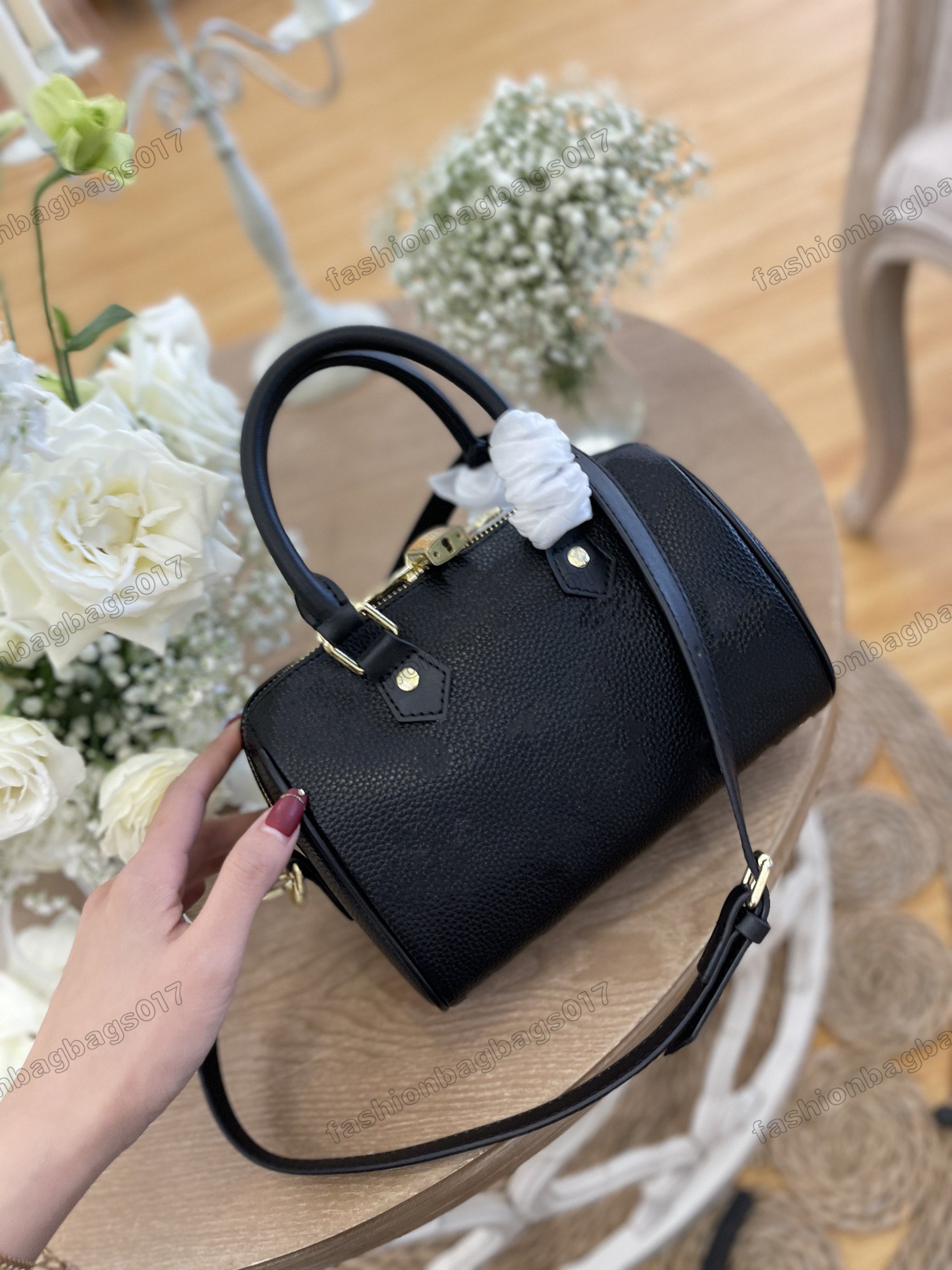 

Mini Speedy Bandoulière 20 Pillow Bag Oversized Monograms Pattern Bicolour Monograms Empreinte Leather Designers Luxurys Top Handle Handbag