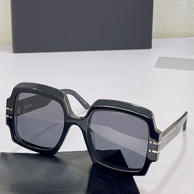 

Sunglasses Signature S1U Large Square Full Frame Mens Womens Classic Designer Brand Sunglasses Summer Leisure Vacation Shopping UV Protection Strap Box.