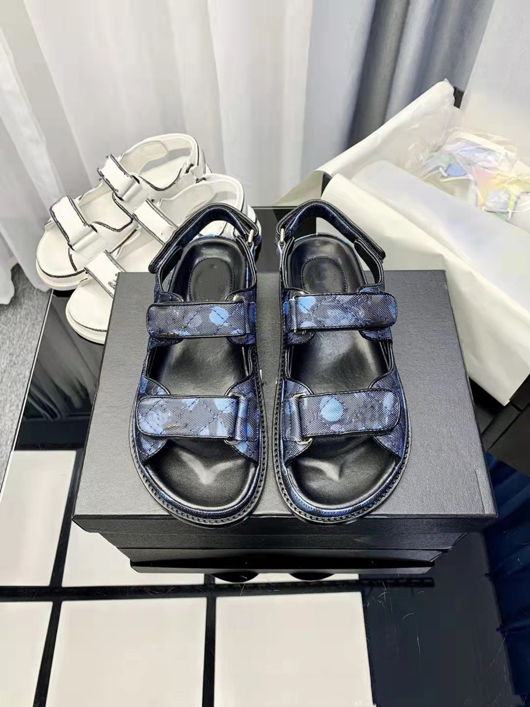 

Sandals Designer Comemore Hook&Loop Slingback Platform Dad Shoes Women Summer Beach Buckle Strap Soft Chunky Heel Sports Woman Flat, White