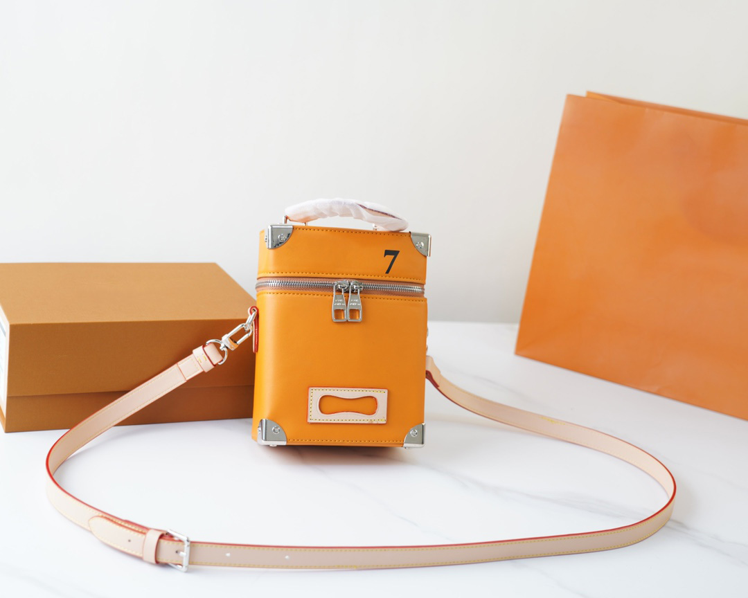 

2022 bag designer bags special design crossbody bags bags luxury high quality straps color phone bag size purse genuine leather, Brown