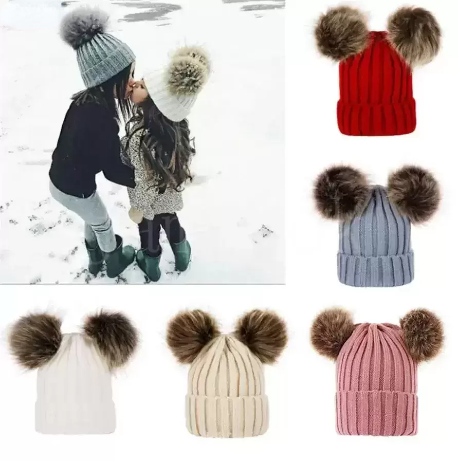 

Children Baby Knitted Hats Winter Knitted Solid Crochet Hat Warm Soft Pom Pom Beanies Double Hairball Hats Outdoor Slouchy Caps Wfds