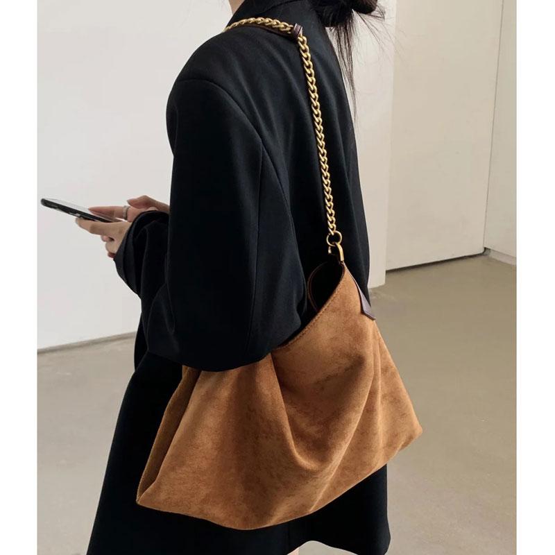 

Evening Bags Vintage Frosted Tote Bag Simple Chain Suede Underarm Women Fashion Leisure Light Luxury Diagonal Cross Portable Shoulder, Brown