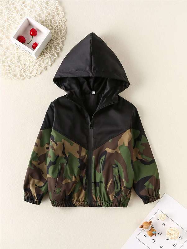 

Toddler Boys Camo Zip Up Hooded Jacket SHE, Multicolor