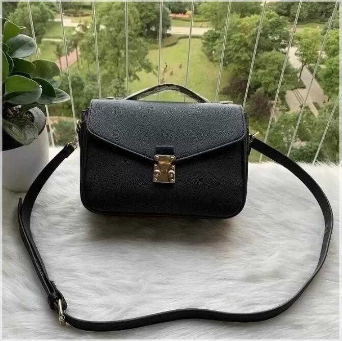 

2021 Luxurys Designers Crossbodys Women Handbag Messenger Bag Oxidizing Leather METIS Elegant Shoulder Crossbody Shopping Tote Bags, Other