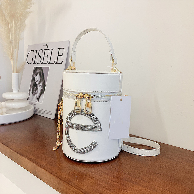 

Messenger Bag Summer Foreign Trade New Portable Bucket Bags Fashion Advanced Texture Diamond-Embedded Shoulder round Bag Tide, As pic