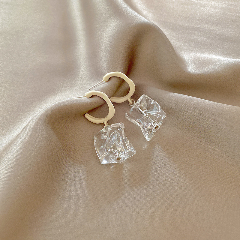 

Fashion Irregular Geometric Earrings Women's Personality Versatile Cool Style Design Temperament