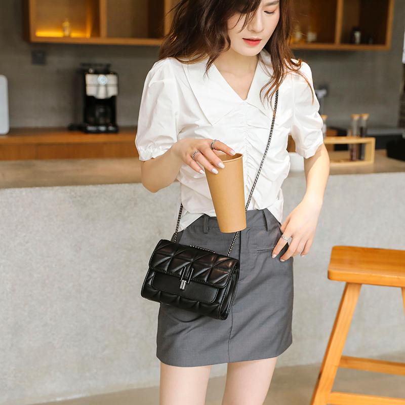 

Evening Bags Shangxin Ladies Leather Bag 2022 Korean Fashion One-shoulder Female Messenger Chain Small Square Casual Simple Handb, Rice white