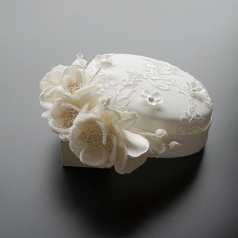 

Headpieces Facinator Hat Wedding For Women Vintage Fairy Brimless White Flower Top Headwear Pearls Embroidered Adornos Pelo MujerHeadpieces