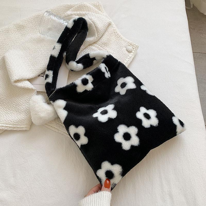 

Evening Bags Winter Fashion Ladies Large Tote Shoulder Floral Pattern Soft Plush Underarm Cute Females Simple Purse Handbags, Beige