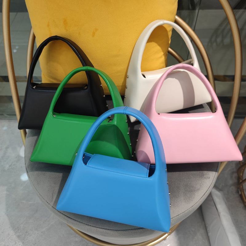 

HBP Summer 2023 New Leather Niche Design Portable One Shoulder Crossbody High Quality Women's Handbag 220730, Black