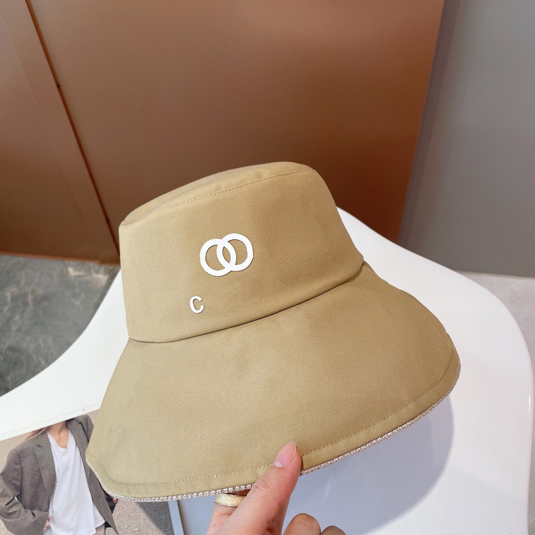 

Desingers bucket hats Luxurys Wide Brim Hats design Solid colour letters crossover temperament sunhats fashion versatile trend travel buckethats hat good nice, Difference in price