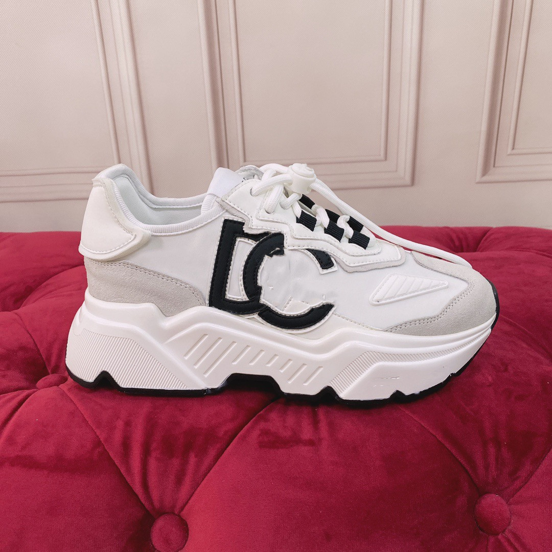 

2023 Luxury Designer mens shoes sports shoes casual shoes women's travel flat shoes fashion platform leather retro 0502, 07