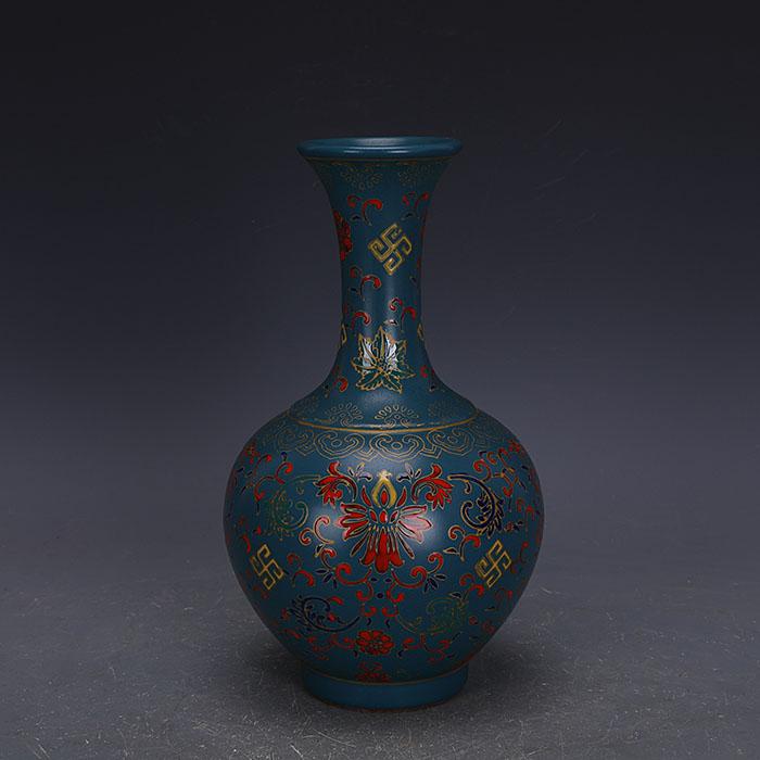 

Vases Qing Yongzheng Peacock Green Glaze Enamel Flower Pattern Appreciation Vase Imitation Of Official Kiln Ancient Porcelain