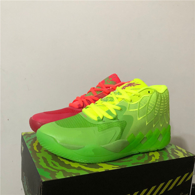

Rick And Morty MB.01 Men Basketball Shoes For Sale Top Quality Buzz City Black Blast Queen Citys Rock Ridge Red Not From Here Sport Sneakers With Box, Jr queen city