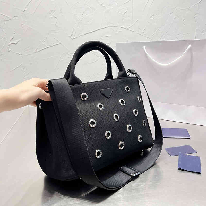 

Totes Women Shoulder Bags Designer Tote Handbags Purse Luxury Creative High Capacity Crossbody Bag Fashion Wallet Wide Strap 220805, Pbag red30cm