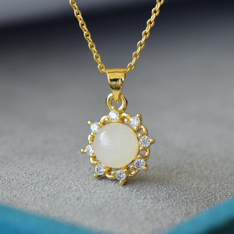 

Chains Antique Gold Inlaid Diamond Sunflower An Jade White Bead Pendant Temperament Versatile Fashion