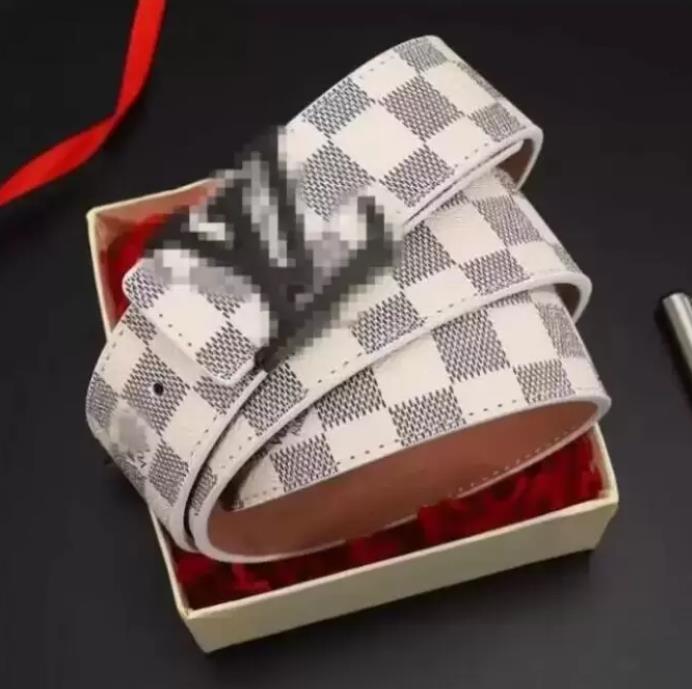 2022 15 Color Luxury Designer ceintures hommes hommes ceintures d'hommes et femmes ceinture avec une grosse boucle en cuir réel haut de qualité h
