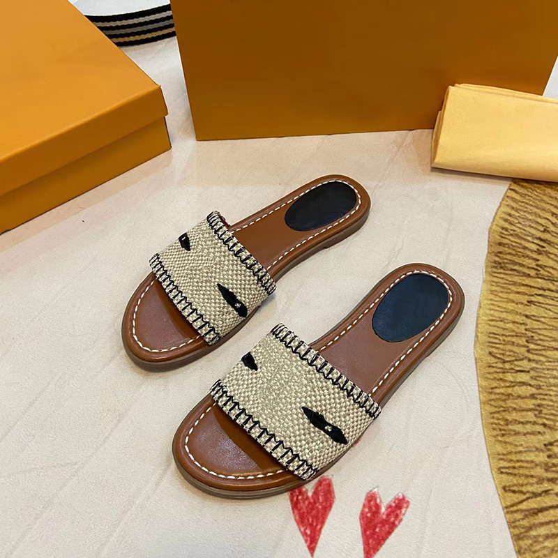 

Women's Designer Paris Slippers Scuffs Summer flat Casual Sandals Beach Slide Slipper Girls Flip Flops Beautiful Embroidered flower Slides shoes with box, Gold flower