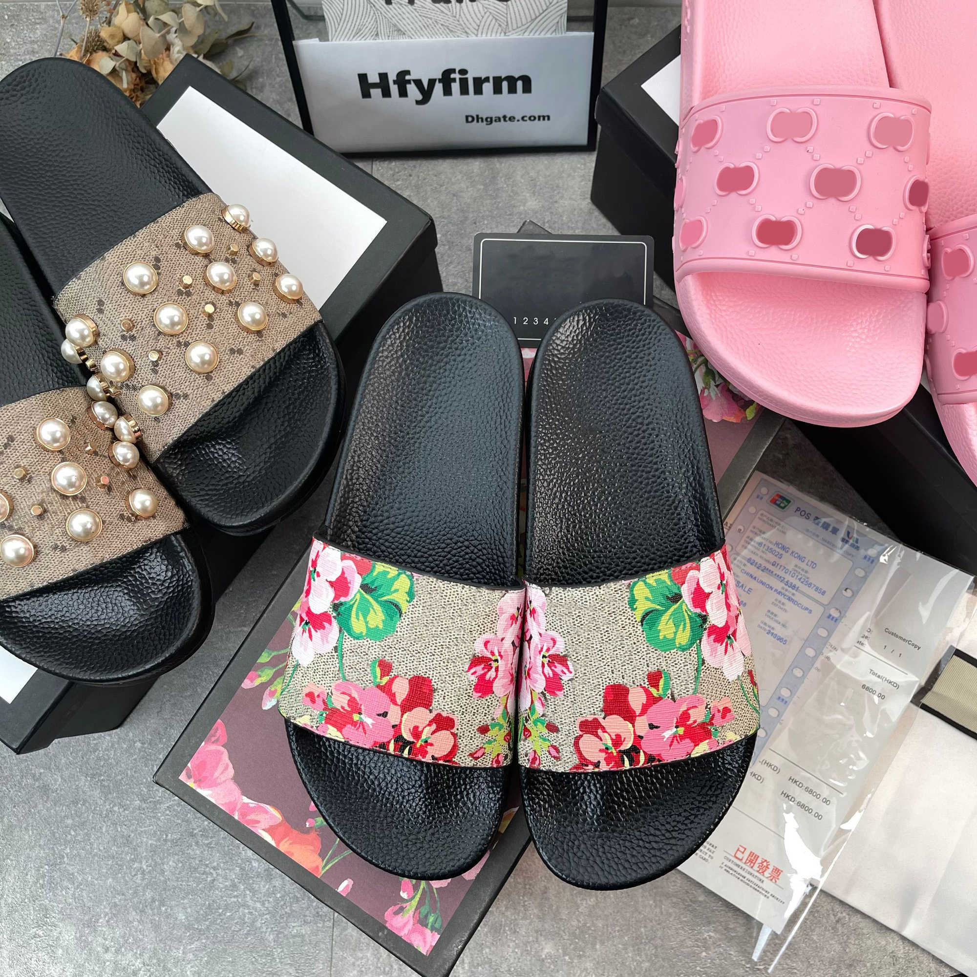 2022 Designer Men Femmes Sandales avec une boîte à fleurs Correcte Sac à poussière Chaussures Tiger Snake Print Slide Summer Large Plat Slipper T