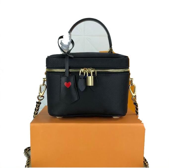 

HH Fashion Luxurys Designers mono nice vanity Cosmetic bags Pouch tote Wallets Black Embossing Handbags Classic Toiletry Makeup Bag Cases Purses M57118 M42264, Embossed black/small flower