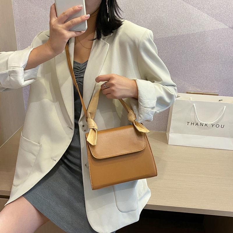 

Evening Bags Shoulder Bag Female Handbag Crossbody Ladies Designer Women Retro Fashion PU Leather Simple Solid Color 2022 Trend, Black