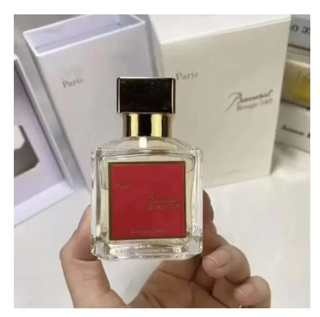 

The new high quality 70m feminine and natural scented wood floral water