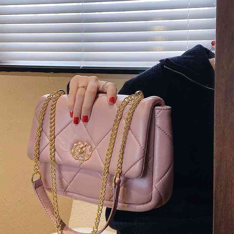 

2022 trendy Elegant one shoulder summer new Crossbody versatile chain temperament portable sewing bag women, White