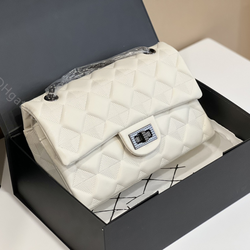 

flaps fashion shoulder bags lady messenger famous designer cross body handbags plain letter hasp chain shopping bags evening purse cool 2.55 totes great wallets, Color q