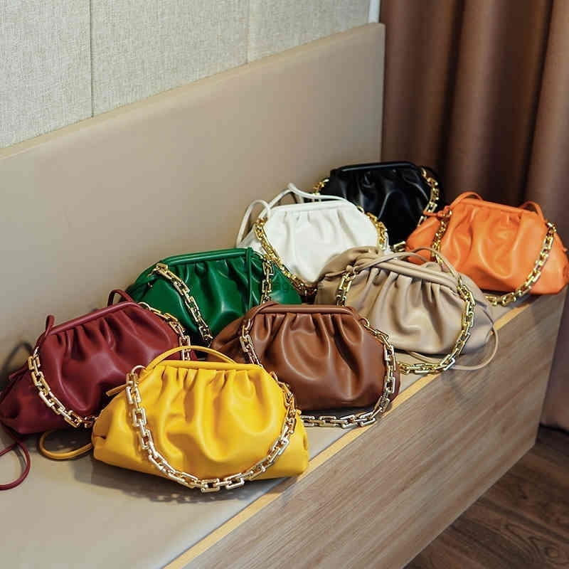 Sacs Bottegas Crossbody Venetas Version chaîne de mode ridée coréenne Verséatile simple Cloud Cloud Dumpling TT