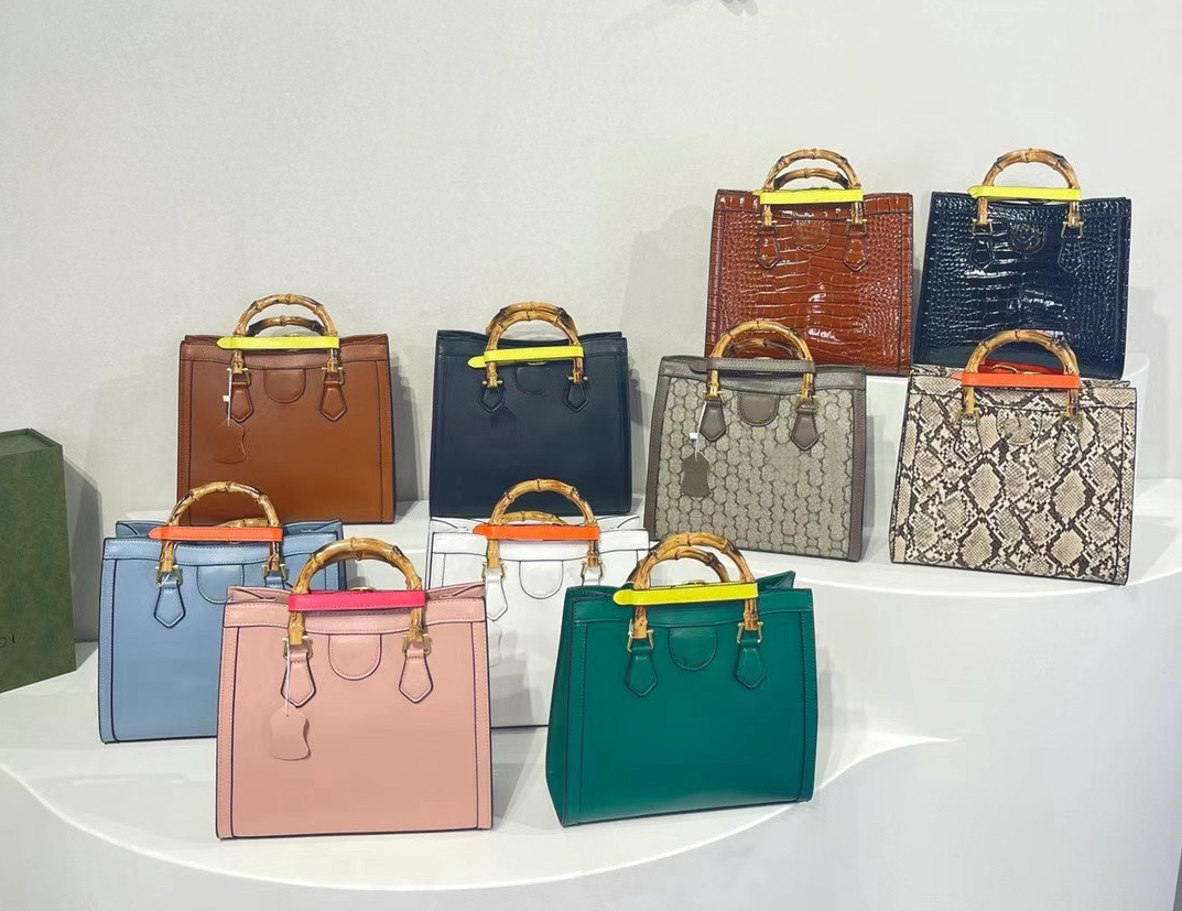 

Designer Women's Leather Diana Bag jumbo Logos Printed Mini Tote Bags Hardware Bamboo Handles Female Shoulder Crossbody Beach Shopping Bag Handbag Purses, Color 1